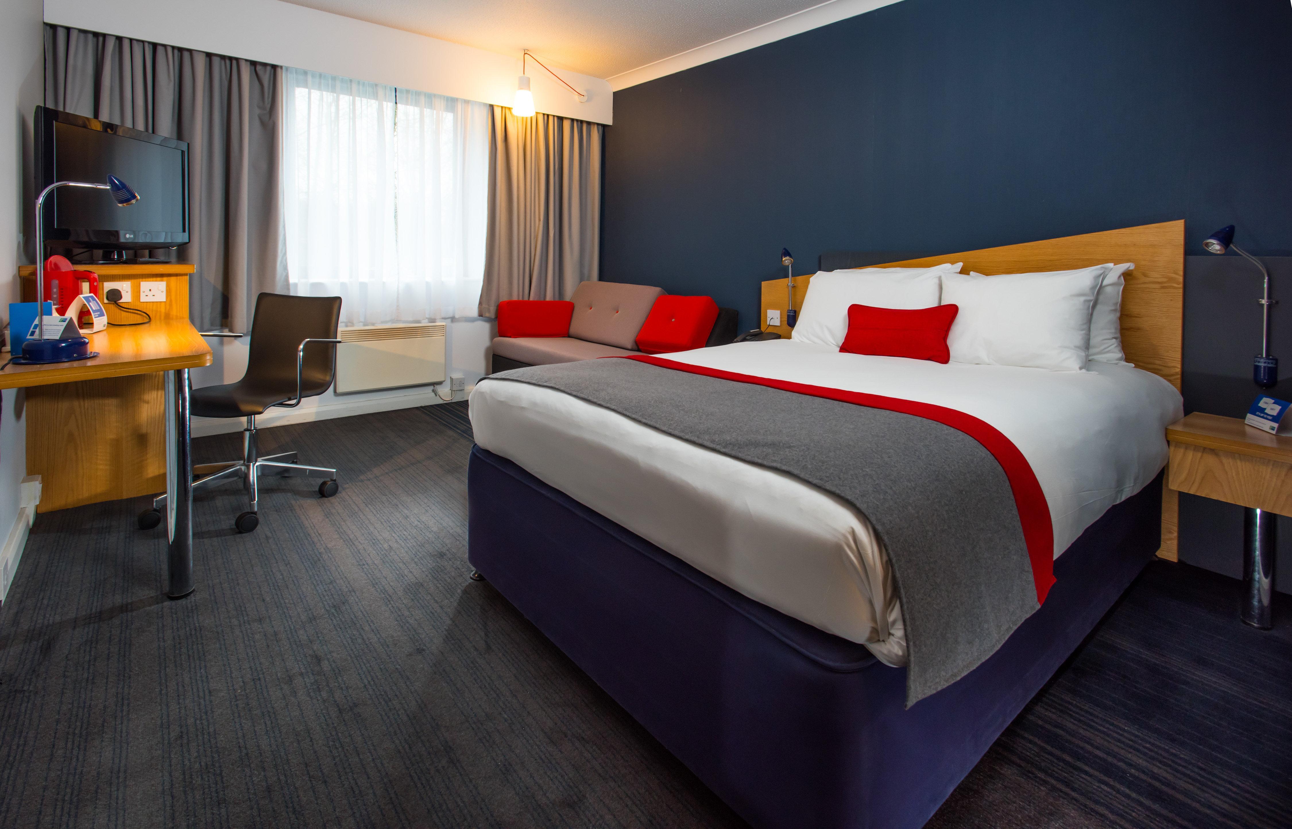 Holiday Inn Express Swansea East By Ihg Bagian luar foto
